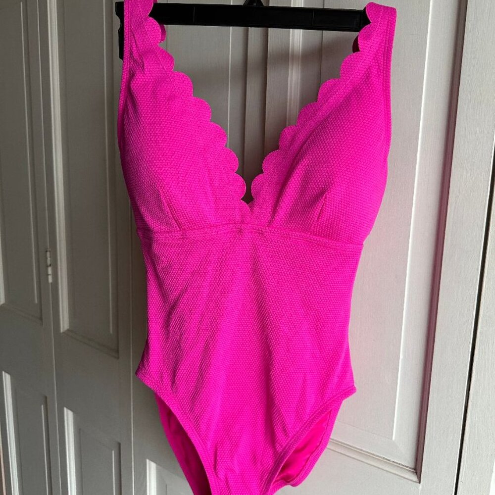 NWT KATE SPADE NEW YORK SWIMSUIT in Bright Pink SIZE MED